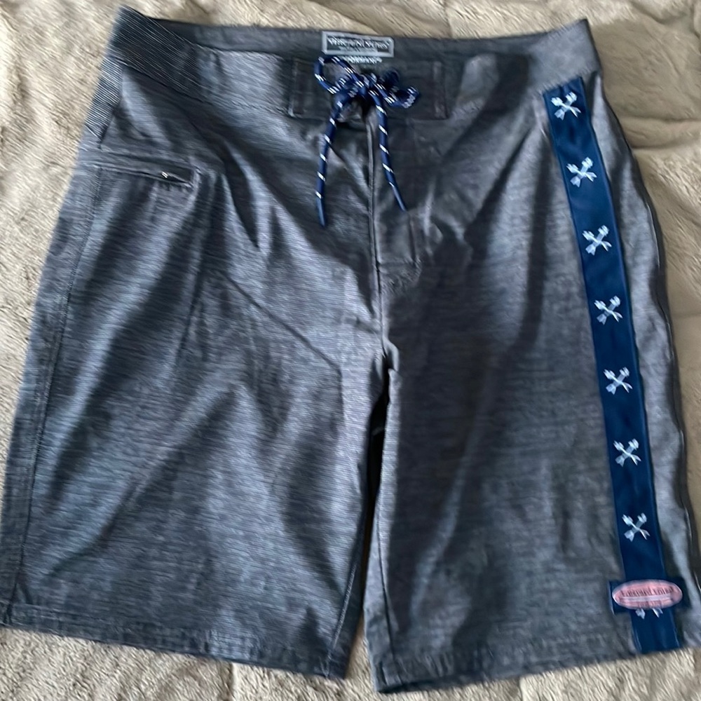 Men’s Vineyard Vines Swimsuit Size 30